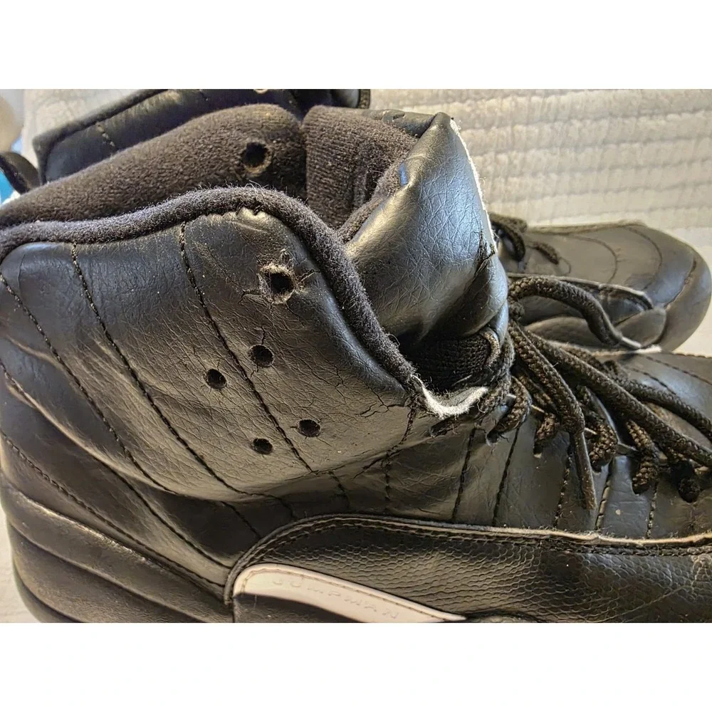Air Jordan 12 Retro Black Gold 2016 Men's Size 7 130690-013‎ Pre-Owned